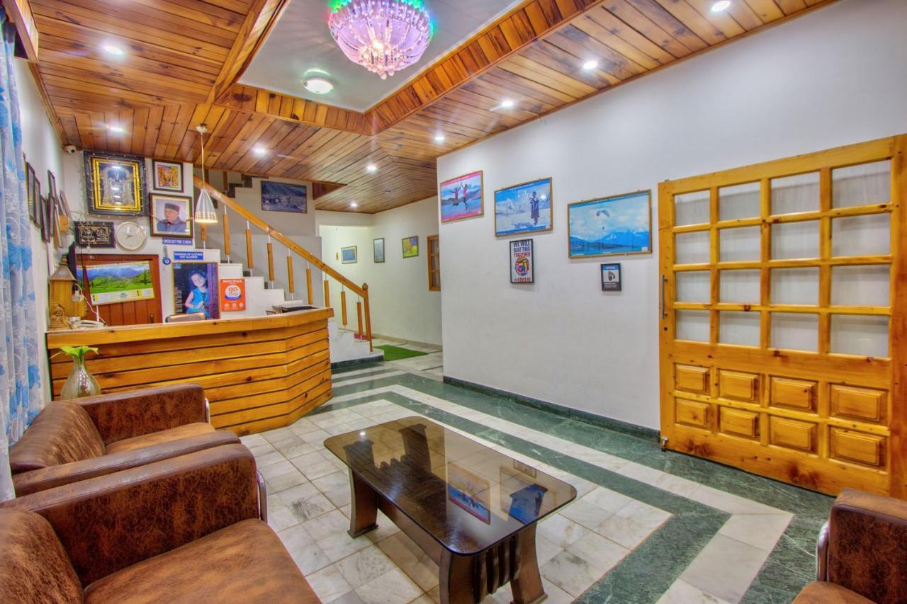 Hotel Royal Manali Eksteriør billede
