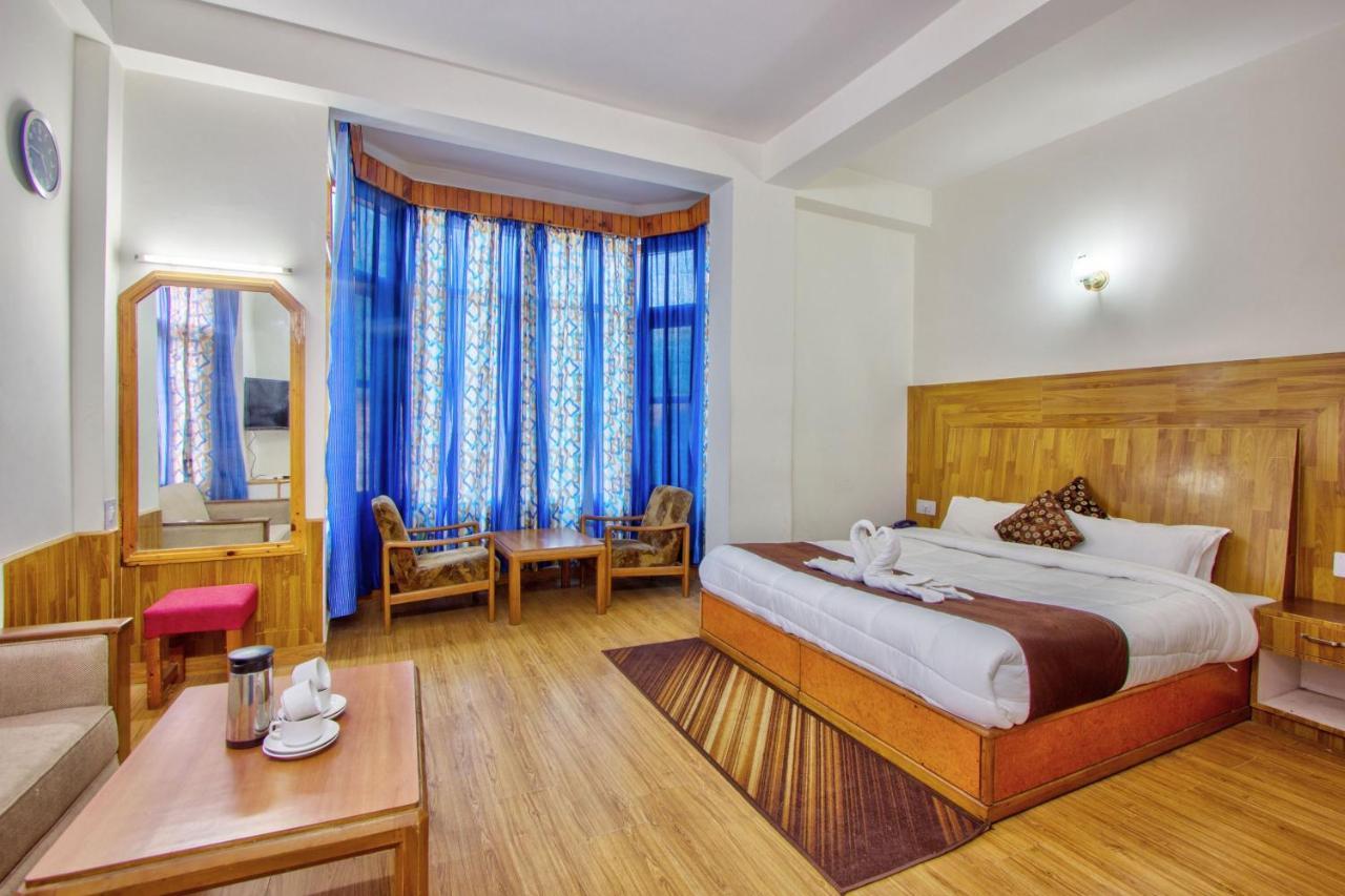 Hotel Royal Manali Eksteriør billede