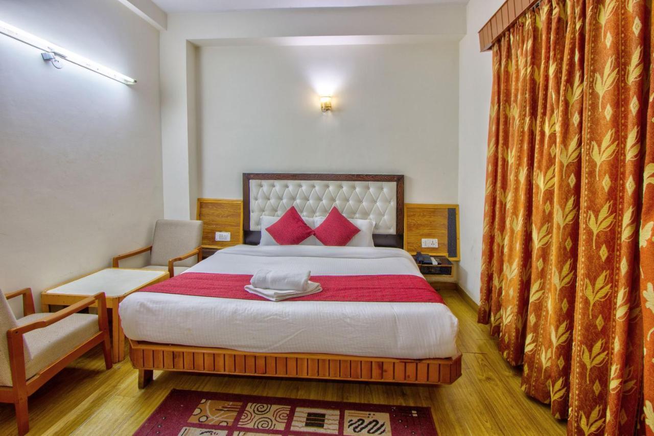 Hotel Royal Manali Eksteriør billede